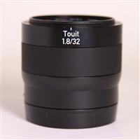 Used Zeiss Touit 32mm f/1.8 Planar T* Lens Sony E