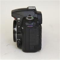 Used Nikon D90