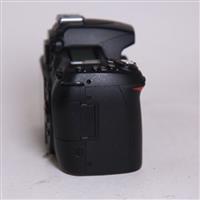 Used Nikon D90
