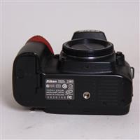 Used Nikon D90