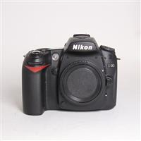 Used Nikon D90