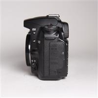 Used Nikon D90