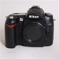 Used Nikon D90