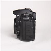 Used Nikon D90