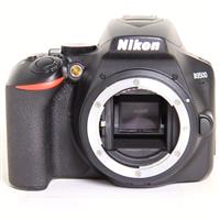 Used Nikon D3500