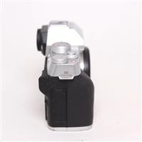 Used Fujifilm X-T200