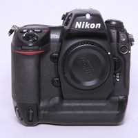 Used Nikon D2XS Body