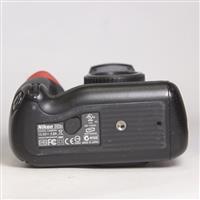 Used Nikon D2XS Body