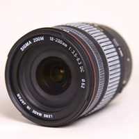 Used Sigma 18-200mm f/3.5-6.3 DC - Canon