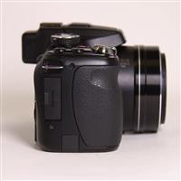 Used Panasonic FZ200 Super-Zoom Digital Bridge Camera
