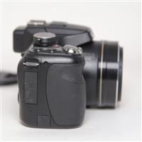 Used Panasonic FZ200 Super-Zoom Digital Bridge Camera