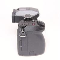 Used Panasonic Lumix DMC-G7 Digital camera Black Body