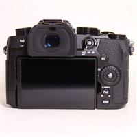 Used Panasonic Lumix DC-G90 Mirrorless Camera Body Black