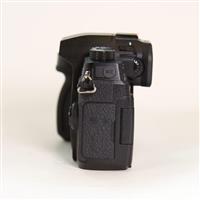 Used Panasonic Lumix DC-G90 Mirrorless Camera Body Black