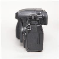Used Panasonic Lumix DC-G90 Mirrorless Camera Body Black