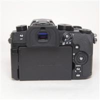 Used Panasonic Lumix DC-G90 Mirrorless Camera Body Black
