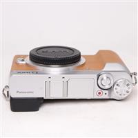 Used Panasonic LUMIX DMC-GX80 Mirrorless Compact System Camera