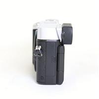 Used Panasonic lumix GX8 digital camera Body - Silver