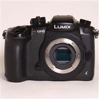 Used Panasonic Lumix GH5 Mirrorless Camera Body Black