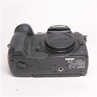 Used Panasonic Lumix GH5 Mirrorless Camera Body Black