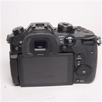 Used Panasonic Lumix GH5 Mirrorless Camera Body Black