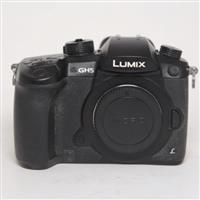 Used Panasonic Lumix GH5 Mirrorless Camera Body Black