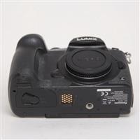 Used Panasonic Lumix GH5 Mirrorless Camera Body Black