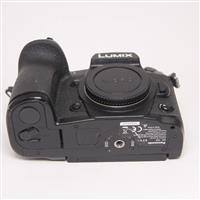 Used Panasonic Lumix G9 Mirrorless Camera Body Black