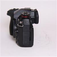 Used Panasonic Lumix G9 Mirrorless Camera Body Black