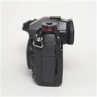 Used Panasonic Lumix G9 Mirrorless Camera Body Black