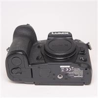 Used Panasonic Lumix G9 Mirrorless Camera Body Black