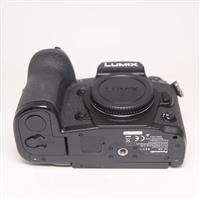 Used Panasonic Lumix G9 Mirrorless Camera Body Black