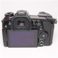 Used Panasonic Lumix G9 Mirrorless Camera Body Black