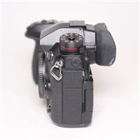 Used Panasonic Lumix G9 Mirrorless Camera Body Black
