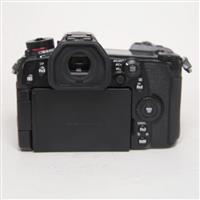 Used Panasonic Lumix G9 Mirrorless Camera Body Black