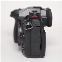 Used Panasonic Lumix G9 Mirrorless Camera Body Black