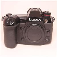 Used Panasonic Lumix G9 Mirrorless Camera Body Black