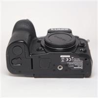 Used Panasonic Lumix G9 Mirrorless Camera Body Black