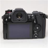 Used Panasonic Lumix G9 Mirrorless Camera Body Black