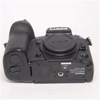 Used Panasonic Lumix G9 Mirrorless Camera Body Black