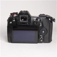Used Panasonic Lumix G9 Mirrorless Camera Body Black