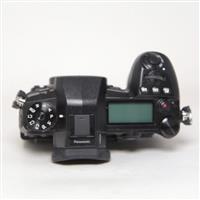 Used Panasonic Lumix G9 Mirrorless Camera Body Black