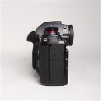 Used Panasonic Lumix S1 Full Frame Mirrorless Camera Body