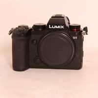 Used Panasonic Lumix S5 Full Frame L-Mount Mirrorless Camera