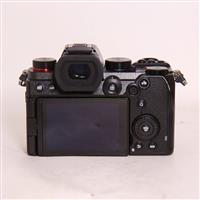 Used Panasonic Lumix S5 Full Frame L-Mount Mirrorless Camera