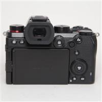 Used Panasonic Lumix S5 Full Frame L-Mount Mirrorless Camera