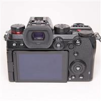 Used Panasonic Lumix S5 Full Frame L-Mount Mirrorless Camera