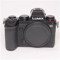 Used Panasonic Lumix S5 Full Frame L-Mount Mirrorless Camera