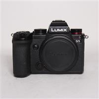 Used Panasonic Lumix S5 Full Frame L-Mount Mirrorless Camera
