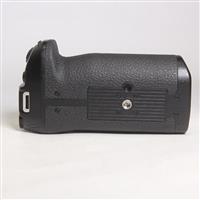 Used Panasonic DMW-BGS1E Battery grip for S1 series